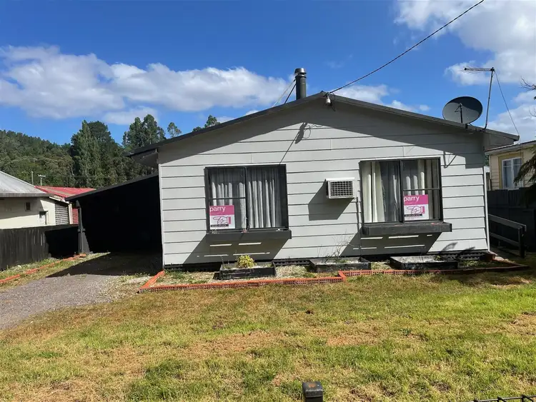 9A Urquhart Street, Queenstown TAS 7467