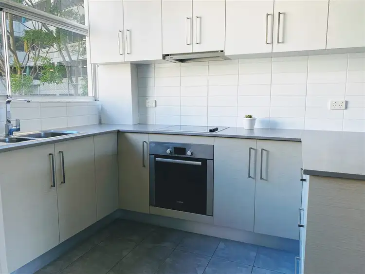 Second view of Homely unit listing, 46/41-49 Roslyn Gdns, Elizabeth Bay NSW 2011