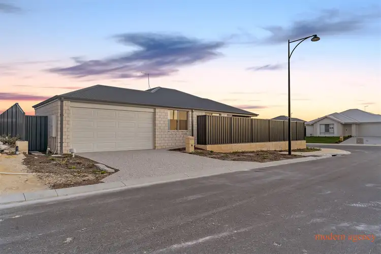8 Myora Way, Two Rocks WA 6037