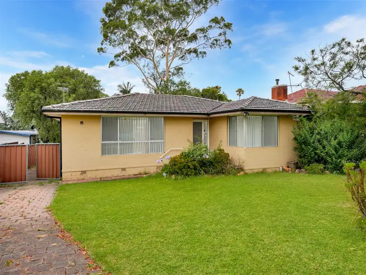 33 Doncaster Ave, Narellan NSW 2567