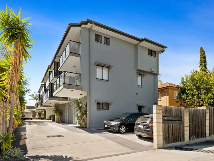 2/237 Gympie Road, Kedron QLD 4031