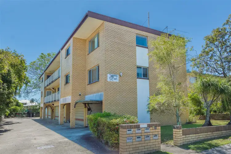 2/35 Henry Street, Greenslopes QLD 4120