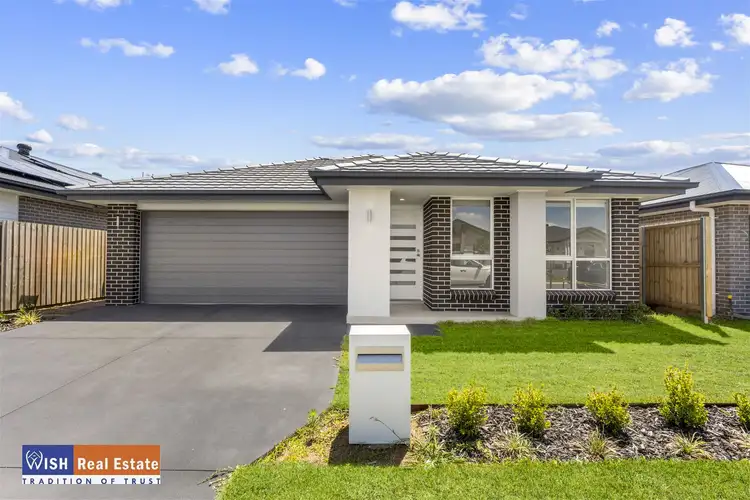 43 Wattawan Crescent