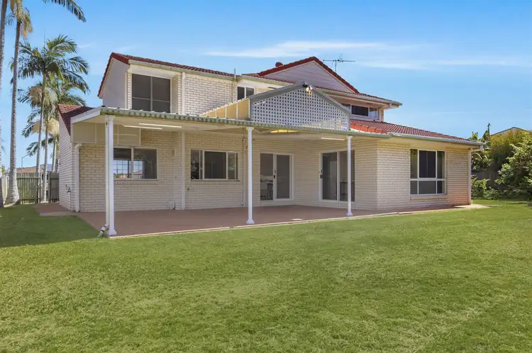 8 Pirra Close