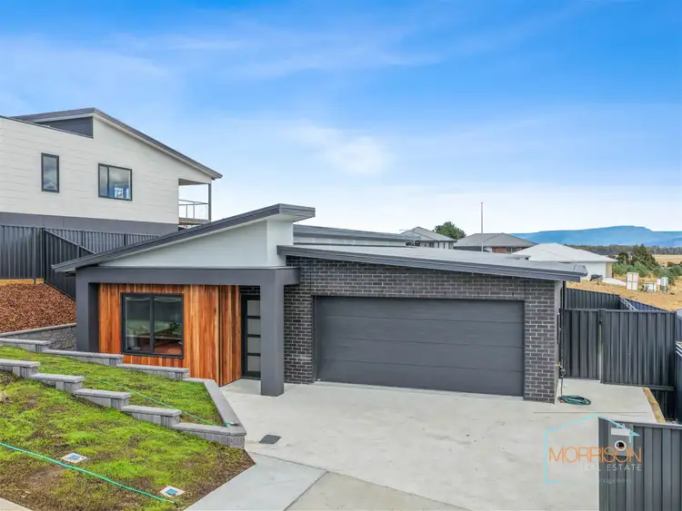 24 Bushfield Rise