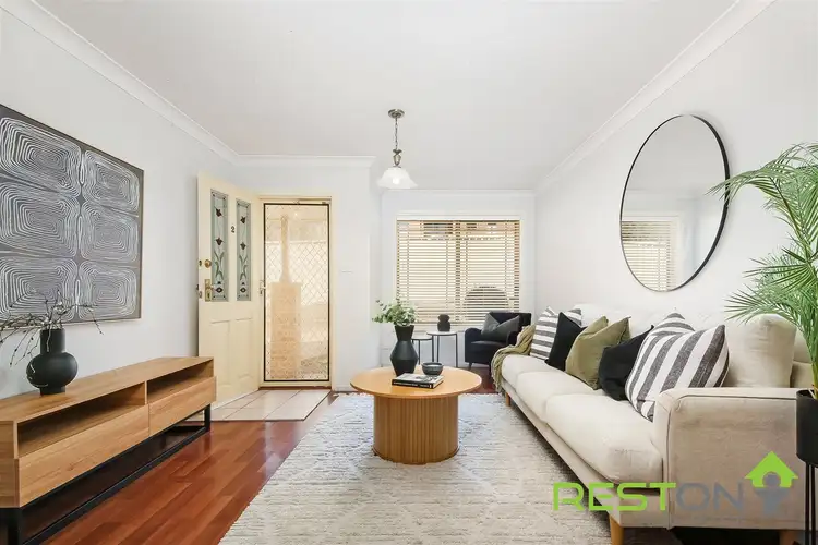 2/9 Blaxland Avenue