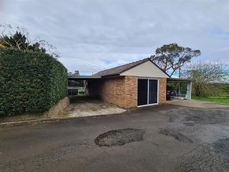 23a Emperor Place