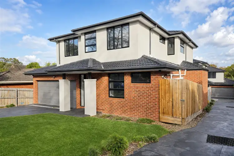 2 /6 Sweetland Rd
