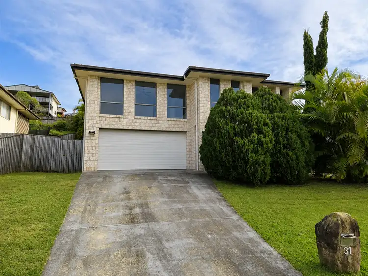 31 Hadrian Crescent