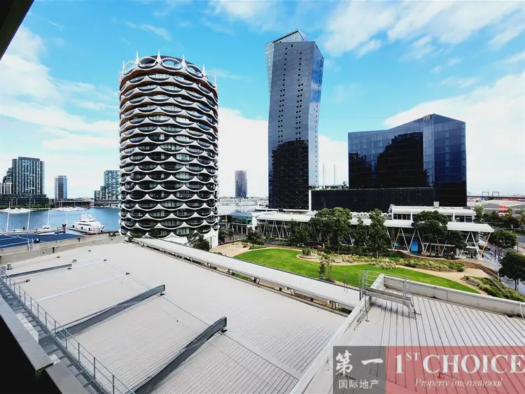 614/421 Docklands Drive