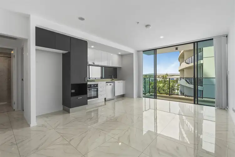 4412/5 Harbourside Court