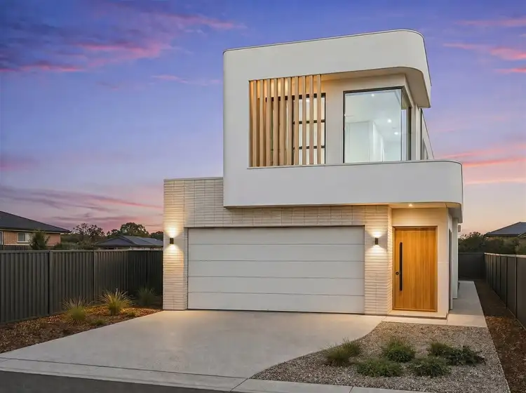 Lot 104, 42 Johnstone Street