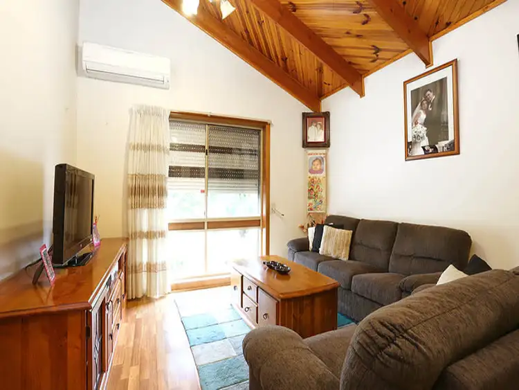 Second view of Homely house listing, 5 Jester Court, Kings Park VIC 3021