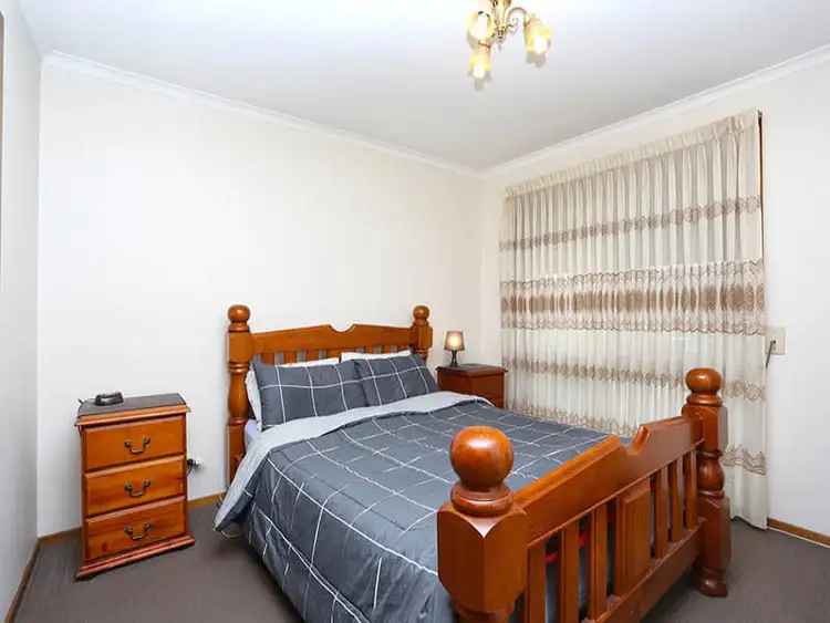 Sixth view of Homely house listing, 5 Jester Court, Kings Park VIC 3021