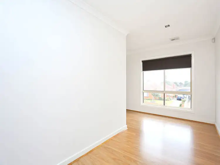 Sixth view of Homely unit listing, 1/44 Norman Street, St Albans VIC 3021