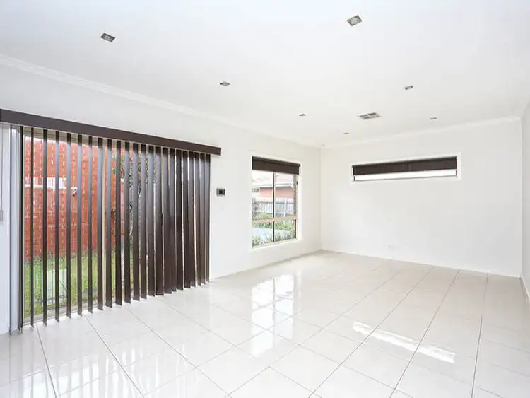 Seventh view of Homely unit listing, 1/44 Norman Street, St Albans VIC 3021