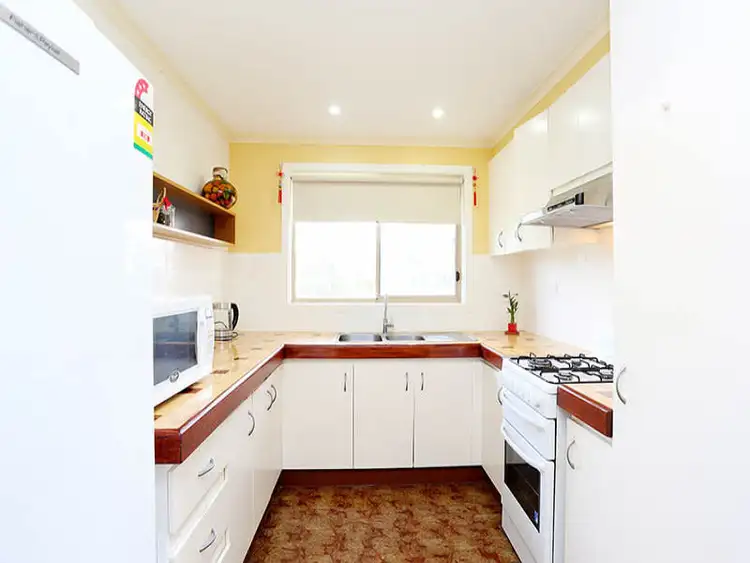 Sixth view of Homely unit listing, 2/11 Burns Way, Delahey VIC 3037