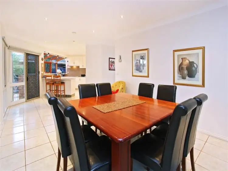 Fifth view of Homely house listing, 2 Verden Place, Keilor Downs VIC 3038