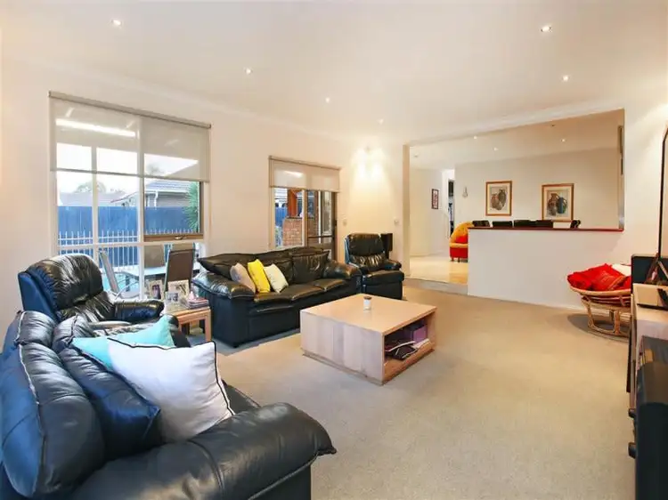 Seventh view of Homely house listing, 2 Verden Place, Keilor Downs VIC 3038