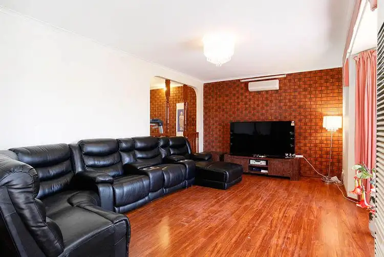 Second view of Homely house listing, 7 Balmoral Close, Kings Park VIC 3021