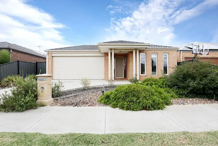 Second view of Homely house listing, 32 Tonbridge Circle, Derrimut VIC 3030