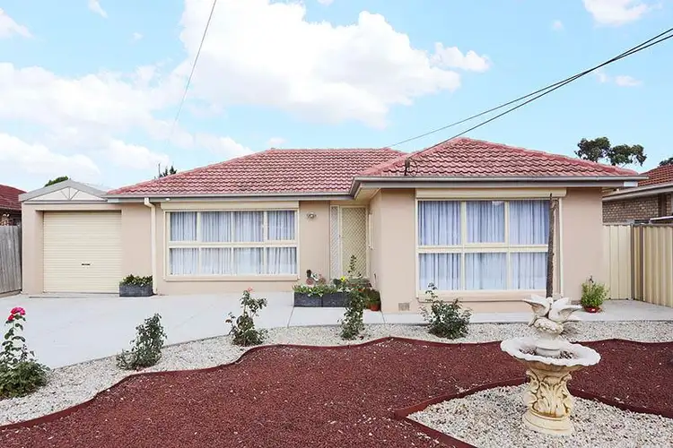 3 Halifax Close, St Albans VIC 3021