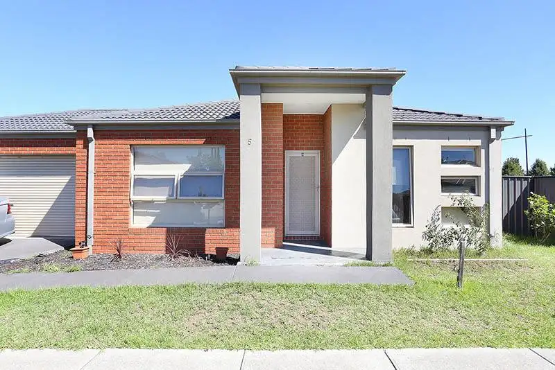 Main view of Homely house listing, 5 Fernhurst Avenue, Derrimut VIC 3030
