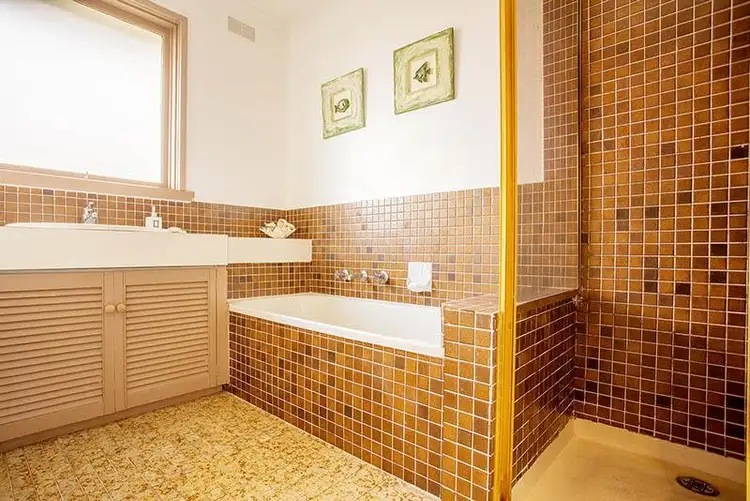 Seventh view of Homely house listing, 9 Everton Court, St Albans VIC 3021