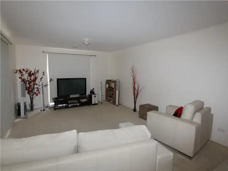 Sixth view of Homely house listing, 15 Kalimna Way, Truganina VIC 3029