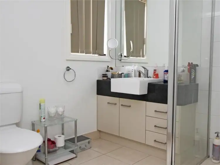 Sixth view of Homely unit listing, 2/2 Memphis Drive, Truganina VIC 3029