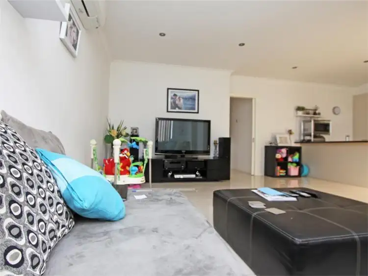 Seventh view of Homely unit listing, 2/2 Memphis Drive, Truganina VIC 3029