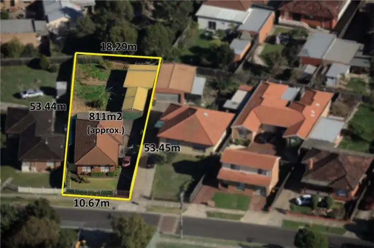 25 Moffat Street, St Albans VIC 3021