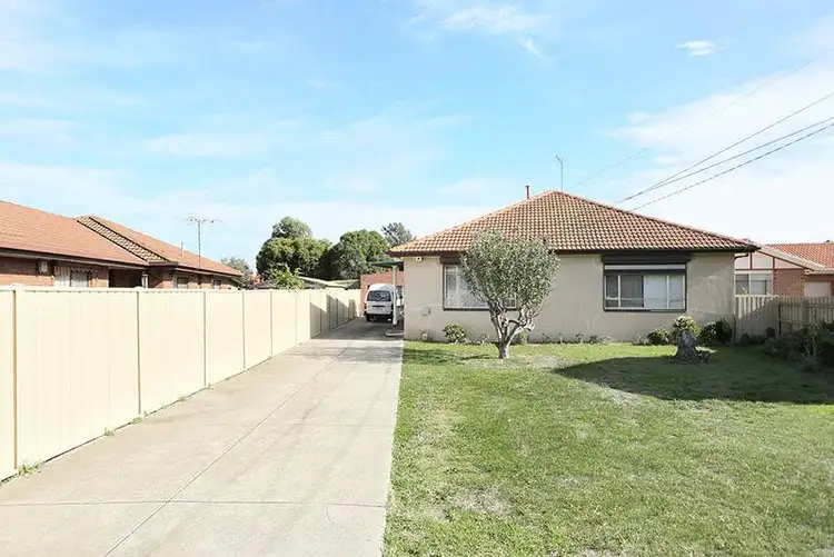 Second view of Homely house listing, 27 Moffat Street, St Albans VIC 3021