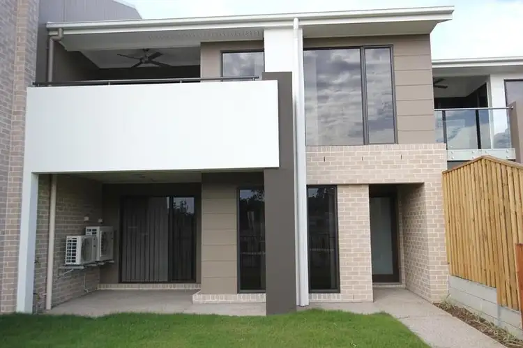 3 Daniels Lane