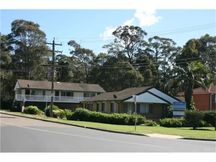 660 Beach Road, Surf Beach NSW 2536
