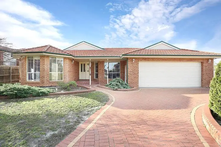 18 Peradon Way, Hillside VIC 3037