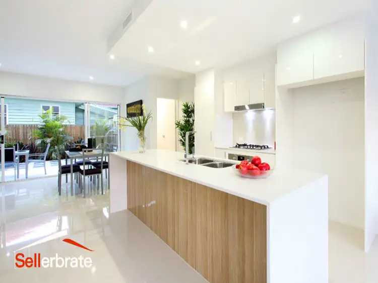 Third view of Homely townhouse listing, 4/78 Dutton St, Hawthorne QLD 4171