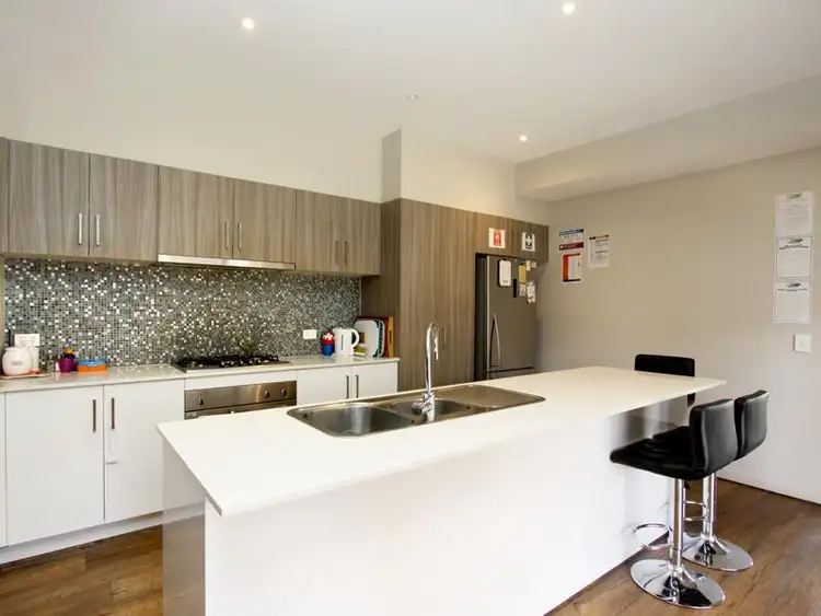Second view of Homely house listing, 4 Cutleaf Crescent, Tarneit VIC 3029