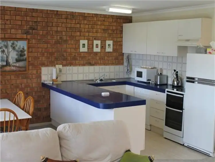 Fifth view of Homely townhouse listing, 4/161 Beach Road, Sunshine Bay NSW 2536