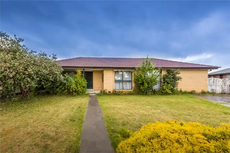 Third view of Homely house listing, 5 Benbury Close, St Albans VIC 3021