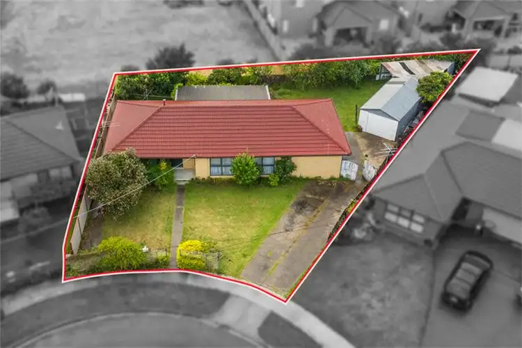 Sixth view of Homely house listing, 5 Benbury Close, St Albans VIC 3021