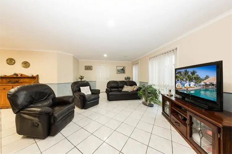 Sixth view of Homely house listing, 13 Pimelea Way, Hillside VIC 3037