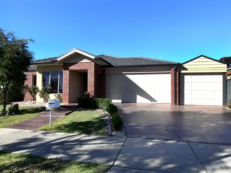 9 Mintarra Road, Tarneit VIC 3029
