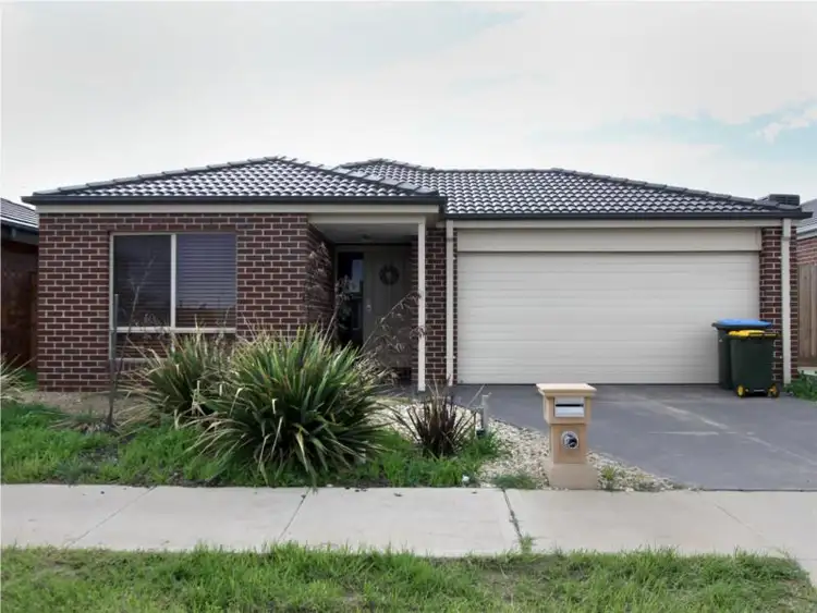 16 Holiday Court, Truganina VIC 3029