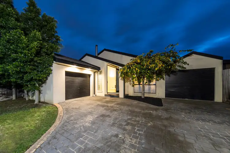 33 Blackwood Way, Delahey VIC 3037