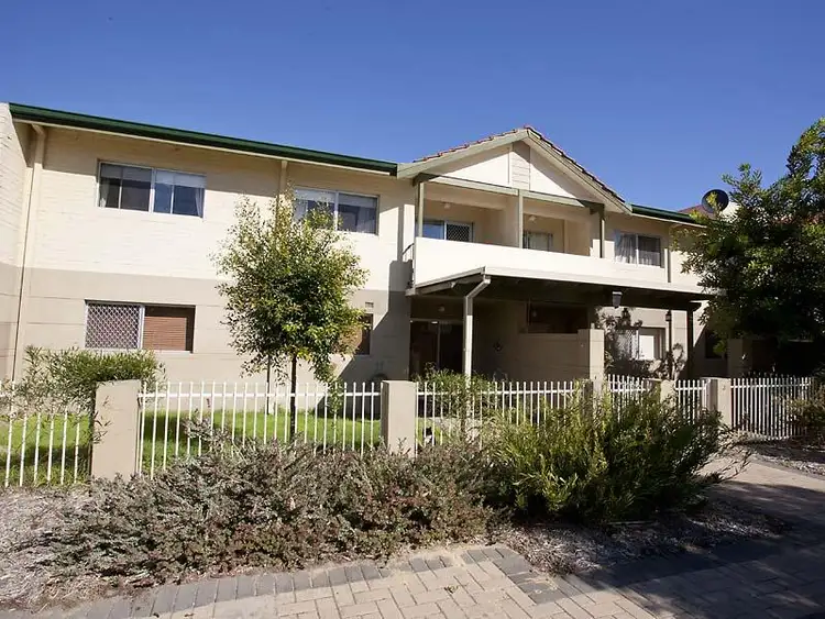 8/30 Jennings Way, Lockridge WA 6054