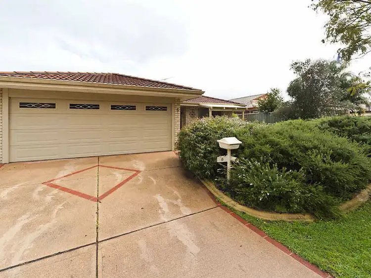 6 Parkland Trail, Canning Vale WA 6155