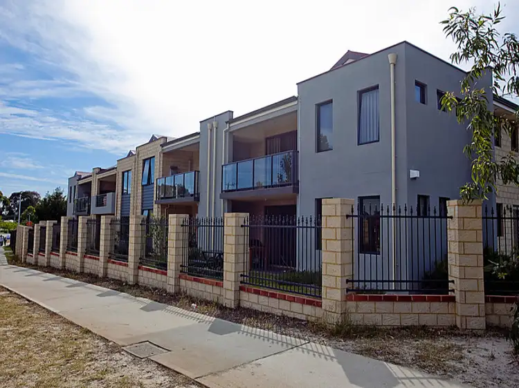 5/2 Towton Way, Langford WA 6147