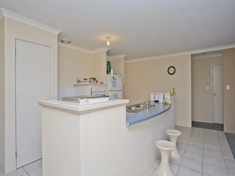 Fifth view of Homely house listing, 11 Djilba View, Leda WA 6170