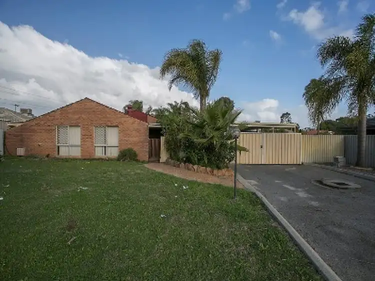 14 Chireton Place, Beechboro WA 6063